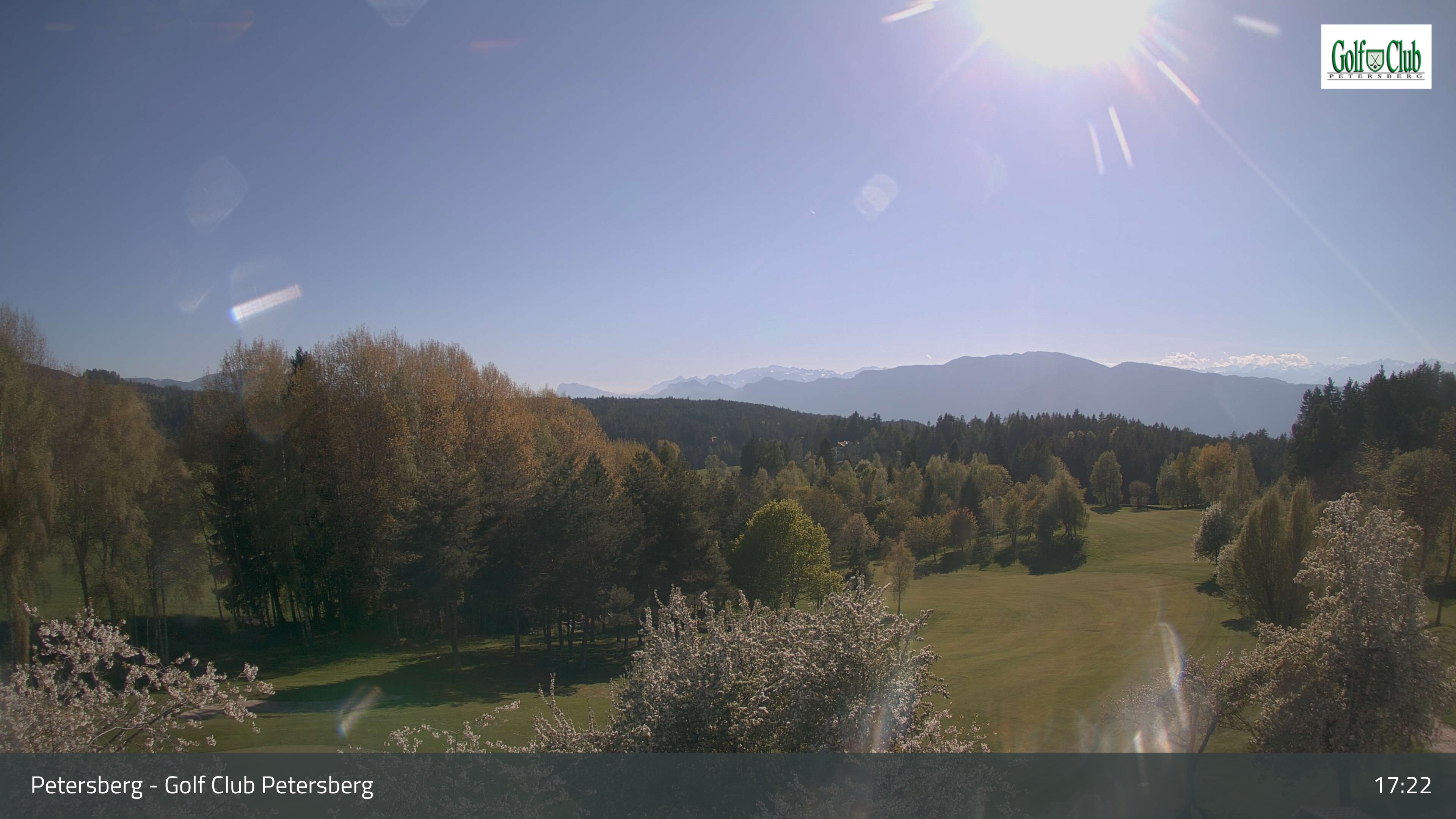 immagine della webcam nei dintorni di Predazzo: webcam Nova Ponente