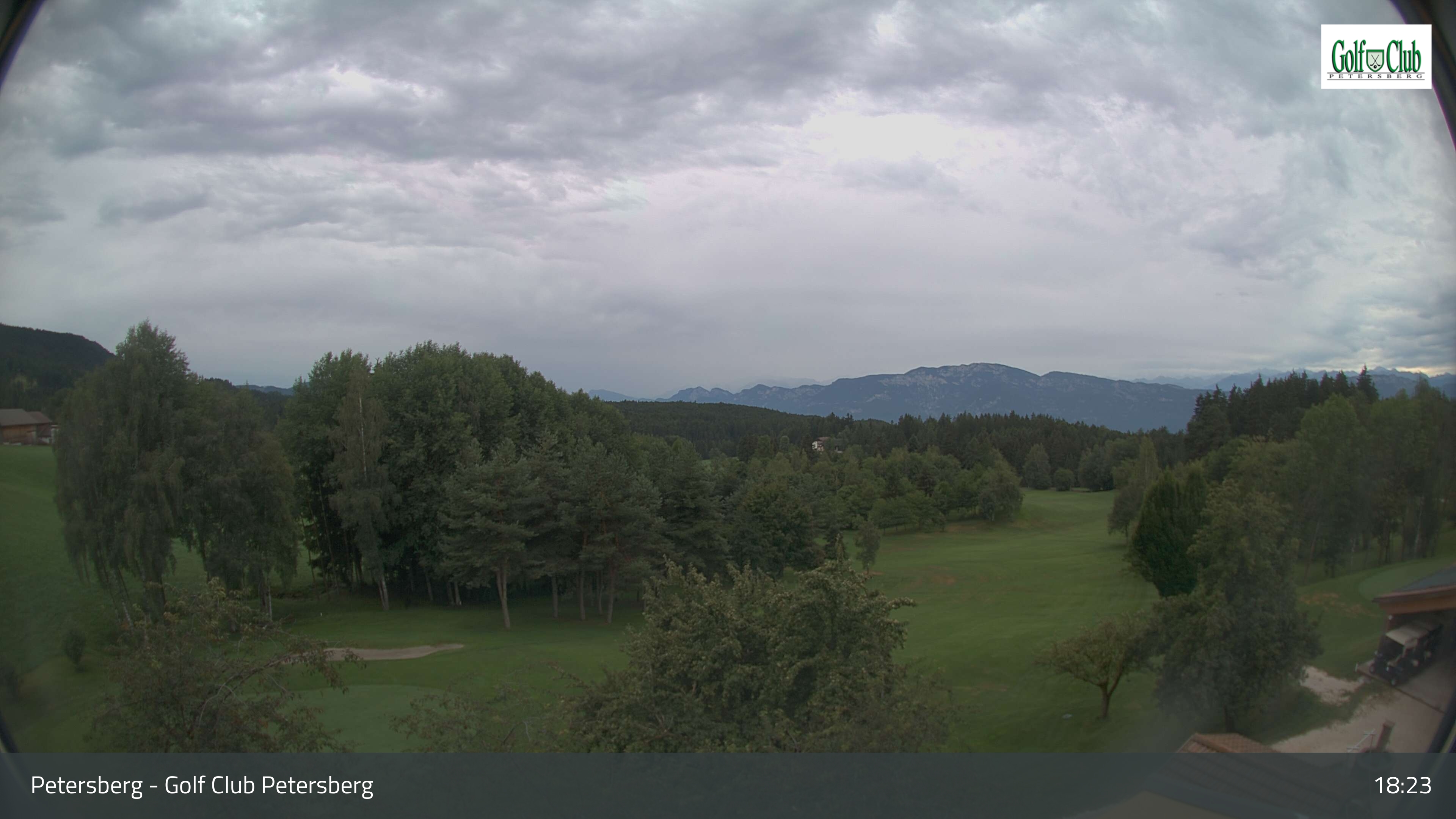 immagine della webcam nei dintorni di Cortaccia sulla Strada del Vino: webcam Nova Ponente